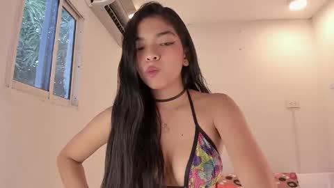 Jane  M online show from December 5, 8:00 pm