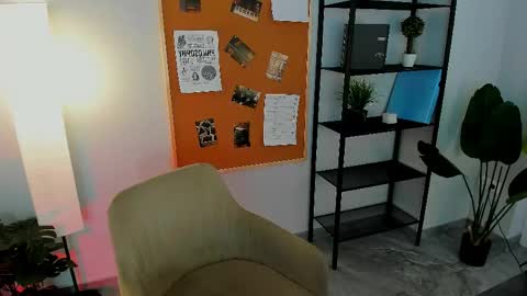 Jane online show from April 13, 3:28 pm