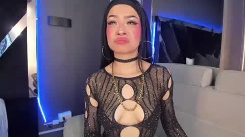 janedaviss online show from April 16, 8:31 pm