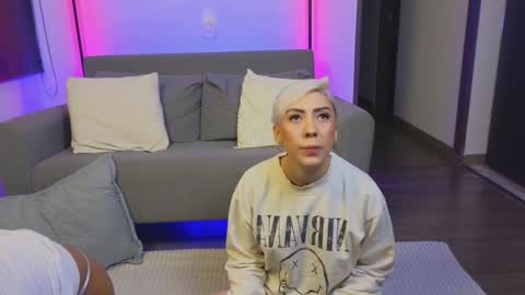 Snapshot of janehart_ chatting on December 21, 4:09 am Jane online show from December 21, 4:09 am