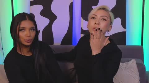 Snapshot of janehart_ chatting on January 3, 4:22 am Jane online show from January 3, 4:22 am