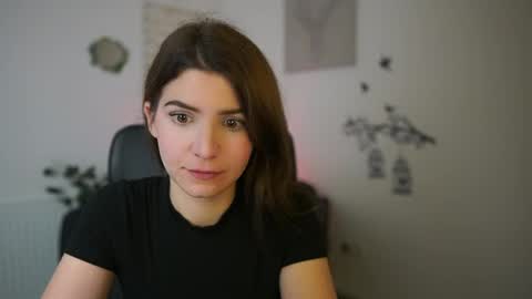 Snapshot of janemeys0 chatting on January 7, 9:12 am Jane online show from January 7, 9:12 am