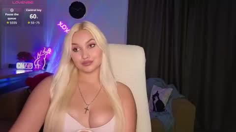 Snapshot of janemiss chatting on July 14, 6:46 pm Jane online show from July 14, 6:46 pm