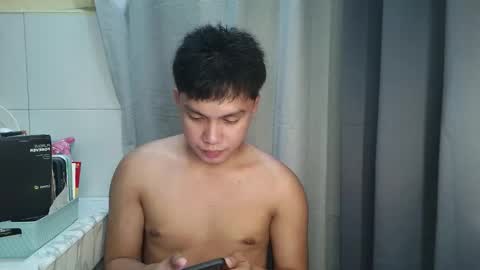 Snapshot of janenjay_1 chatting on October 19, 1:06 am Jan 1 online show from October 19, 1:06 am