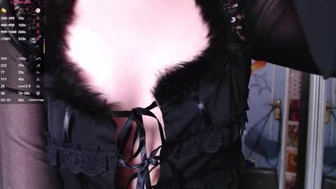 Janet online show from March 25, 6:19 am