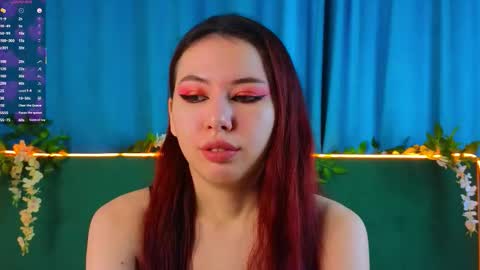 Snapshot of janet_yong chatting on November 30, 7:12 am Jenifer online show from November 30, 7:12 am