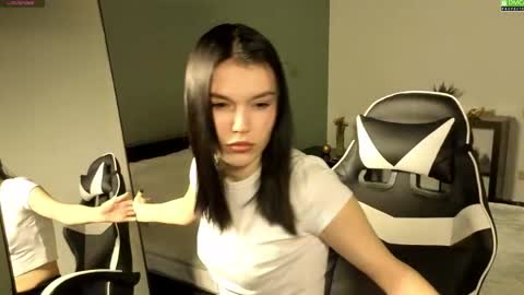 Alexia online show from March 25, 9:26 am