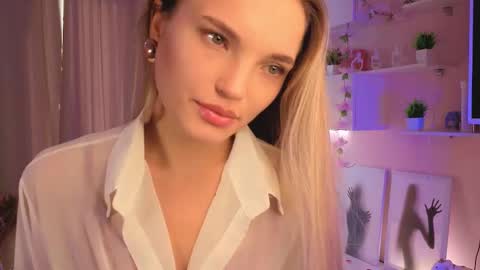 Hi Im Alice and here youll find something online show from October 16, 6:14 am