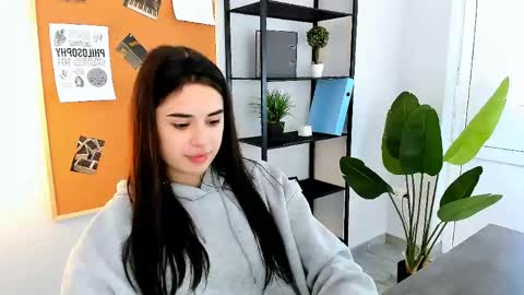 janicerivera online show from April 12, 5:45 am