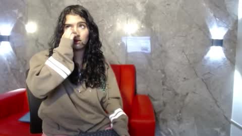 Snapshot of janitaa chatting on December 14, 5:24 am Jan online show from December 14, 5:24 am