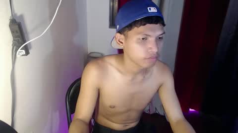 Snapshot of janlloyd04 chatting on September 29, 5:51 pm janlloyd04 online show from September 29, 5:51 pm