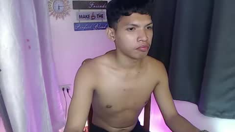 Snapshot of janlloyd04 chatting on November 9, 11:47 pm janlloyd04 online show from November 9, 11:47 pm