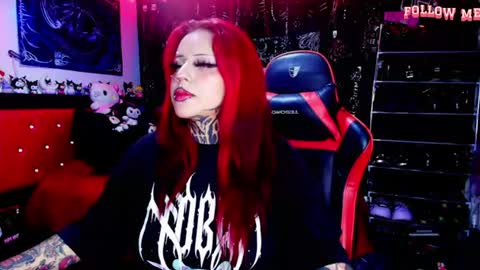 Snapshot of janna_ink chatting on July 26, 1:03 am online show from July 26, 1:03 am