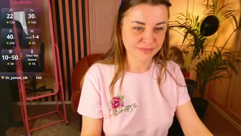 Snapshot of janne_fisher chatting on May 20, 10:49 pm Janne online show from May 20, 10:49 pm