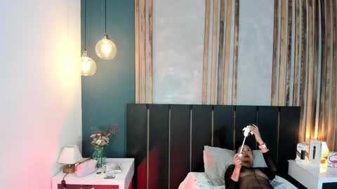 Snapshot of janne_lee chatting on December 5, 8:38 pm Janne for u online show from December 5, 8:38 pm