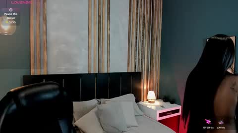 Snapshot of janne_lee chatting on December 15, 8:02 pm Janne for u online show from December 15, 8:02 pm