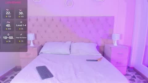 Snapshot of janneblossom chatting on November 12, 9:25 pm Janne online show from November 12, 9:25 pm