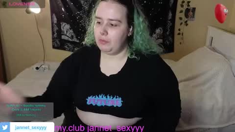 Snapshot of jannet_star chatting on February 22, 12:12 am Jannet online show from February 22, 12:12 am