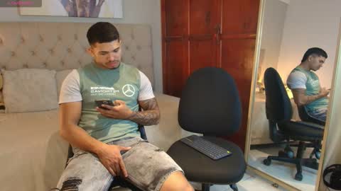 janomar01 online show from January 12, 6:57 pm