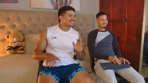 janomar01 online show from January 16, 6:45 pm