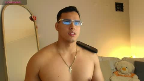 janomar01 online show from March 30, 1:06 am