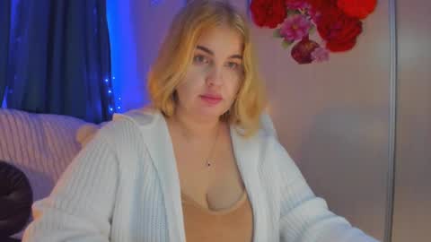 Snapshot of jansylines chatting on February 2, 5:59 pm JansyLines online show from February 2, 5:59 pm