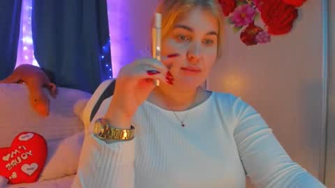 Snapshot of jansylines chatting on February 9, 1:14 pm JansyLines online show from February 9, 1:14 pm