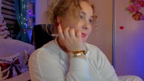 Snapshot of jansylines chatting on December 19, 6:59 pm JansyLines online show from December 19, 6:59 pm