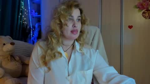 JansyLines online show from March 18, 6:11 pm