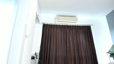 Amelle online show from January 23, 2:33 am