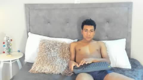 Snapshot of jared_blake chatting on December 30, 5:04 am jared_blake online show from December 30, 5:04 am