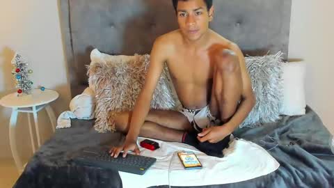 Snapshot of jared_blake chatting on January 9, 5:02 am jared_blake online show from January 9, 5:02 am