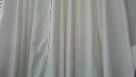 Snapshot of jarevavax chatting on December 17, 4:07 am JarevavaX online show from December 17, 4:07 am