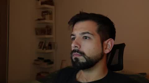 JAROD online show from February 6, 10:35 pm