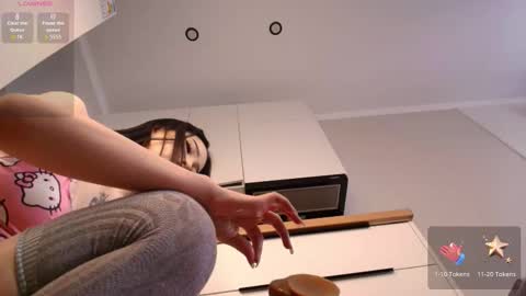 Snapshot of jas_leen0 chatting on February 3, 5:27 am Aiya online show from February 3, 5:27 am