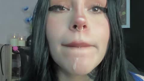 Snapshot of jas_miin chatting on November 23, 1:49 am Maria online show from November 23, 1:49 am