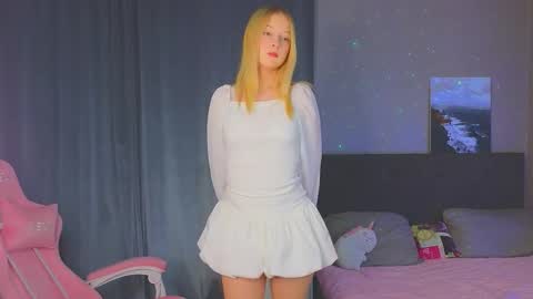 Jasmi online show from January 17, 11:59 am