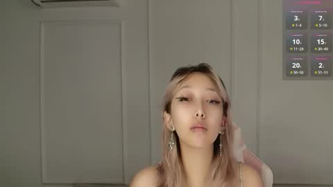 Jasmine online show from May 26, 11:50 am