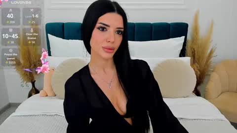 Snapshot of jasmilynn chatting on February 7, 8:23 pm Jasmi online show from February 7, 8:23 pm