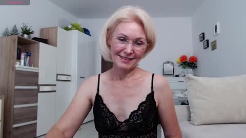 Jasmin room for people 40 online show from September 21, 1:24 pm
