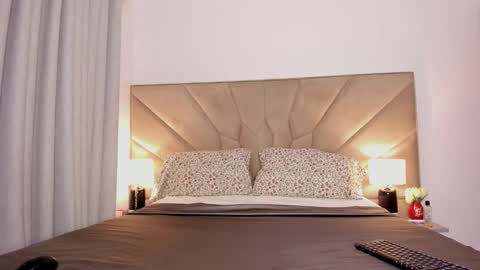 Snapshot of jasmin_melons chatting on November 25, 2:11 am jasmin_melons online show from November 25, 2:11 am