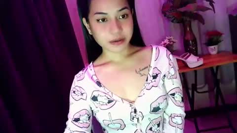 Snapshot of jasmine_arousal chatting on June 23, 2:09 am JASMINE online show from June 23, 2:09 am