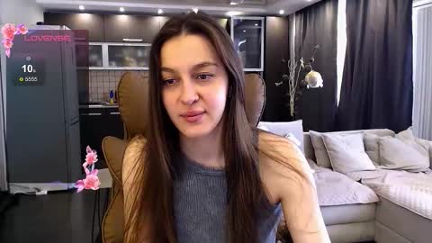 Jasmine online show from March 13, 12:45 pm