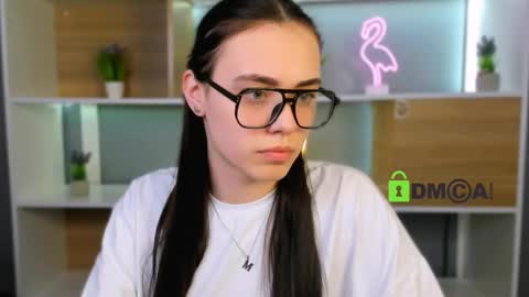 jasmine_eyes online show from February 26, 12:48 pm