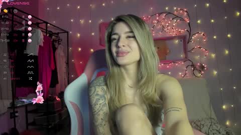 jasmine_ur_princess online show from February 13, 6:42 am