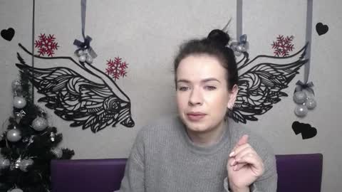 JasmineKouch online show from December 21, 6:42 am