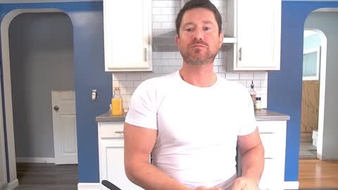 Snapshot of jason12692 chatting on December 21, 4:36 pm Jkind online show from December 21, 4:36 pm