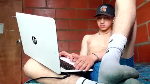 Snapshot of jason_bless1 chatting on October 12, 3:22 pm JASON BLESS1 online show from October 12, 3:22 pm