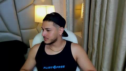 Snapshot of jason_shaw_ chatting on September 19, 12:02 am Jasson Shaw online show from September 19, 12:02 am