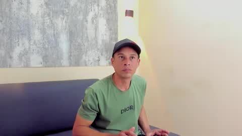 Snapshot of jason_tomas chatting on February 6, 8:23 pm Jason online show from February 6, 8:23 pm